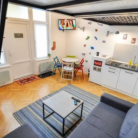 Altitude Loft *