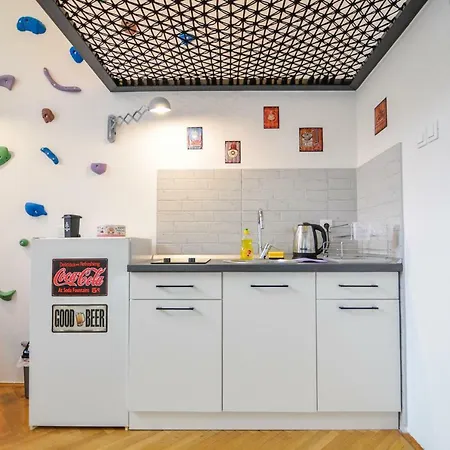 Altitude Loft Апартаменты